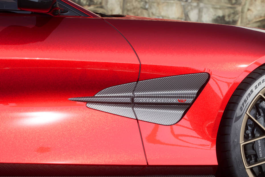 Vanquish V125203 cc, Automatic, Petrol