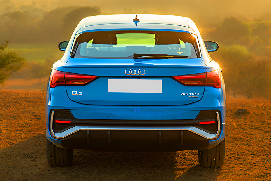 Q3 Sportback Bold Edition