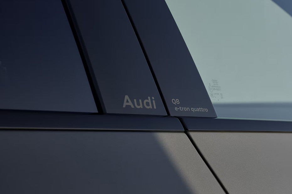 Q8 e-tron 50 Quattro