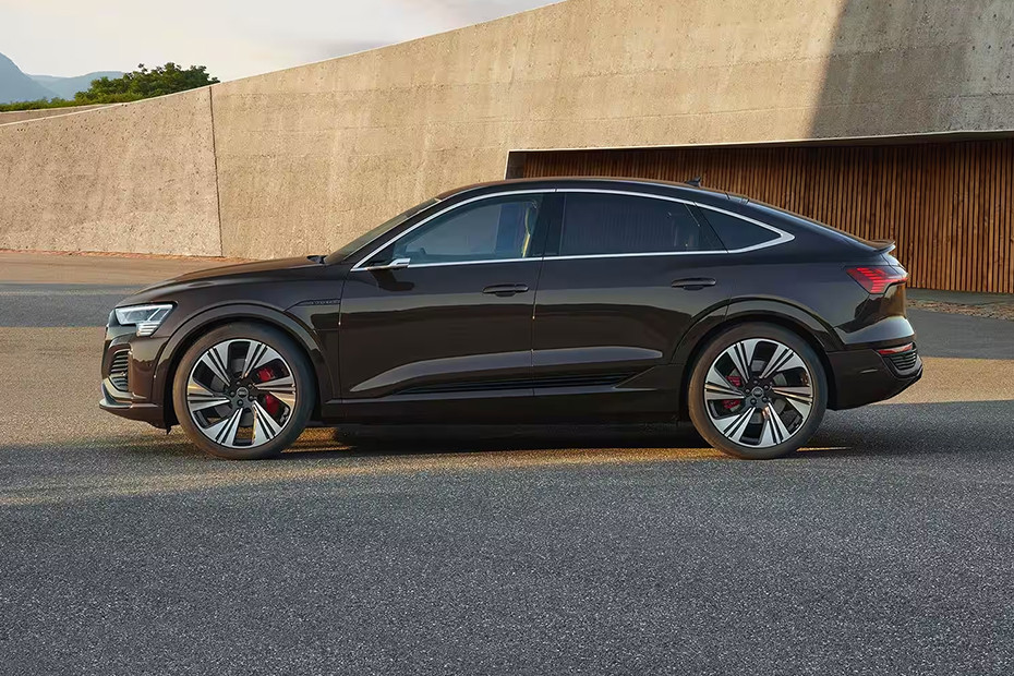 Q8 Sportback e-tron 55 Quattro