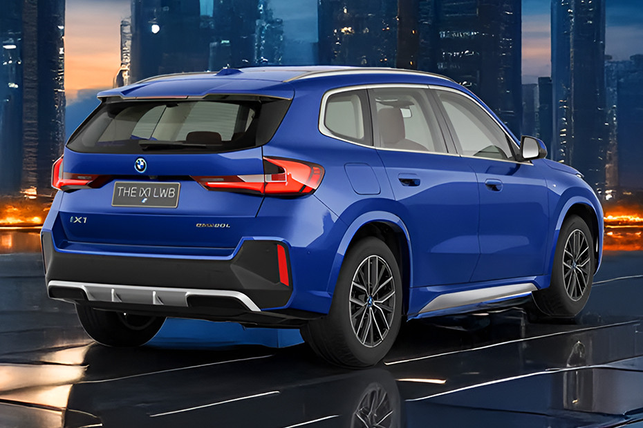 iX1 LWB