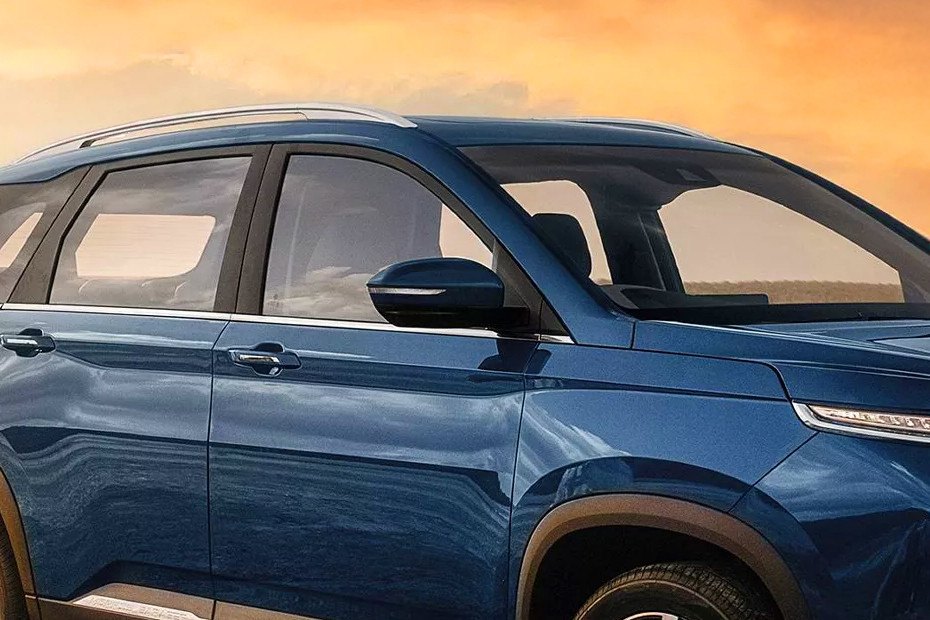 MG Hector Plus Sharp Pro 7Str