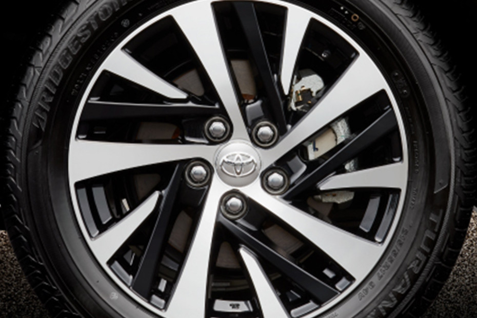 Innova Crysta 2020-2022 2.4 G 7 STR