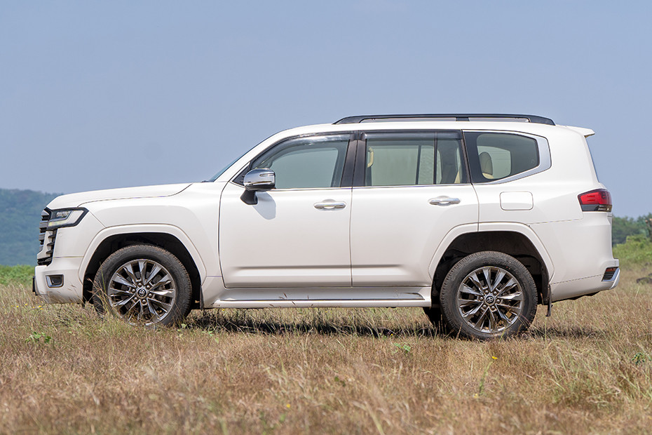Land Cruiser 300 GR-S